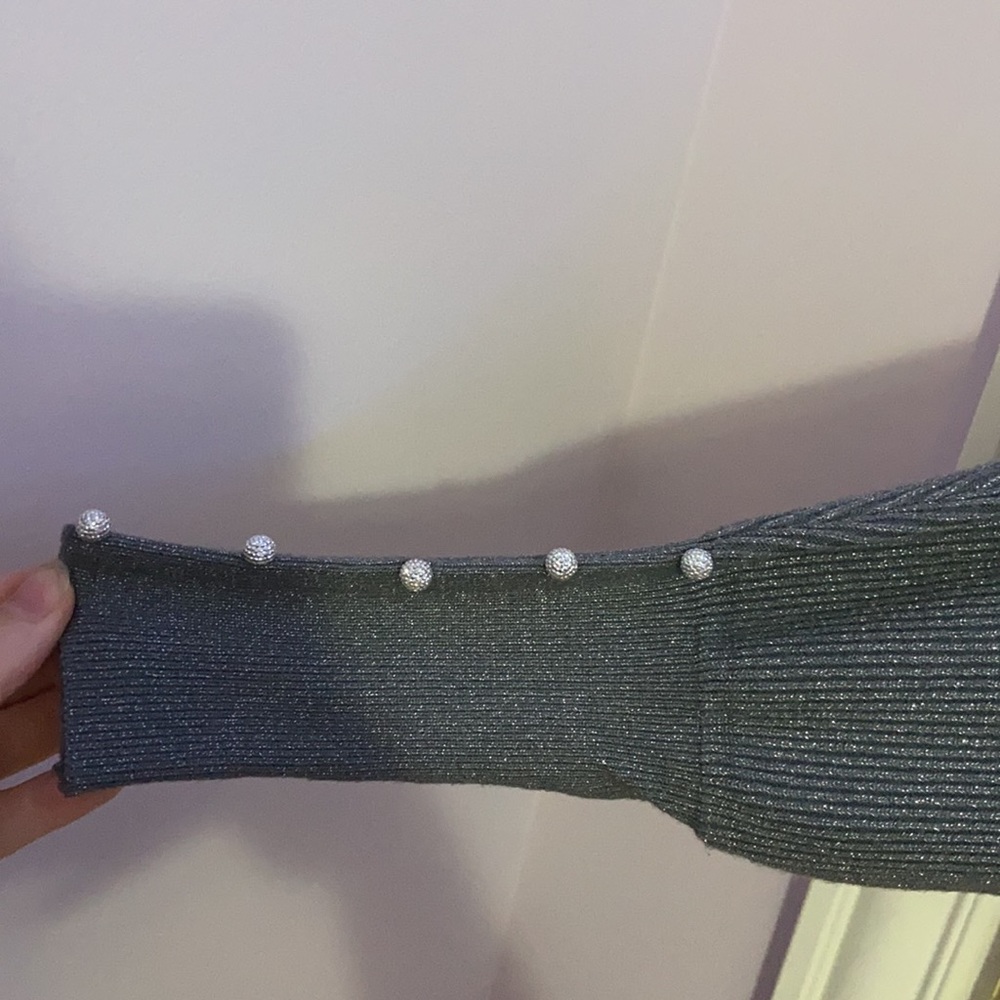 Long sleeve blouse with decorated arms - Picture 2 of 5